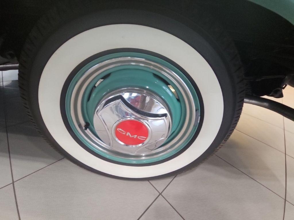 used 1964 GMC Suburban car