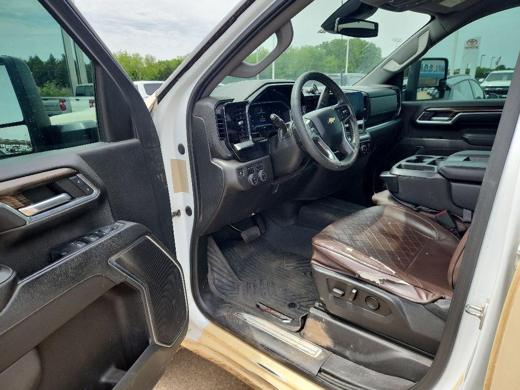 used 2024 Chevrolet Silverado 2500 car, priced at $37,411