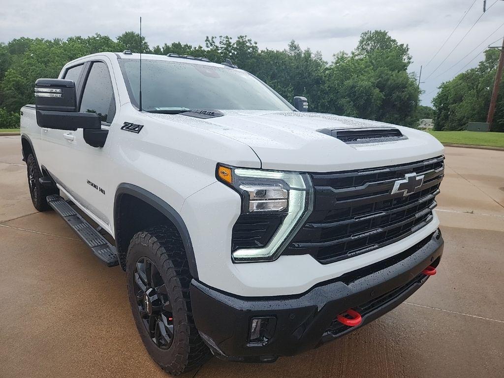 used 2025 Chevrolet Silverado 2500 car, priced at $61,344