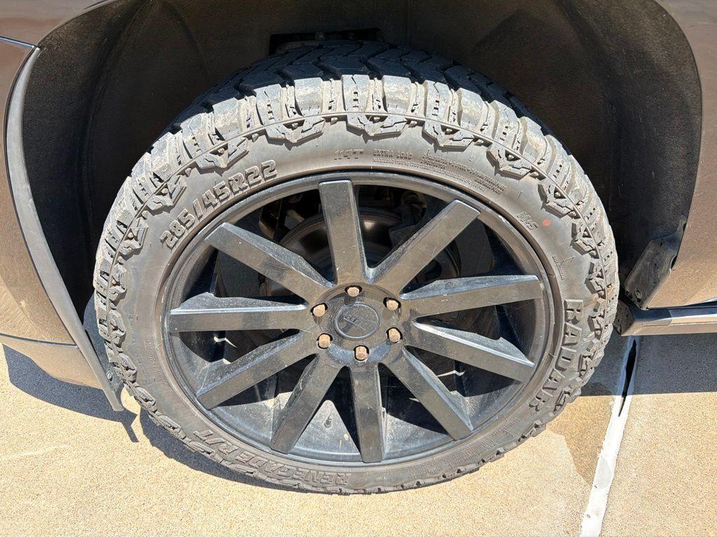 used 2020 Cadillac Escalade ESV car, priced at $31,745