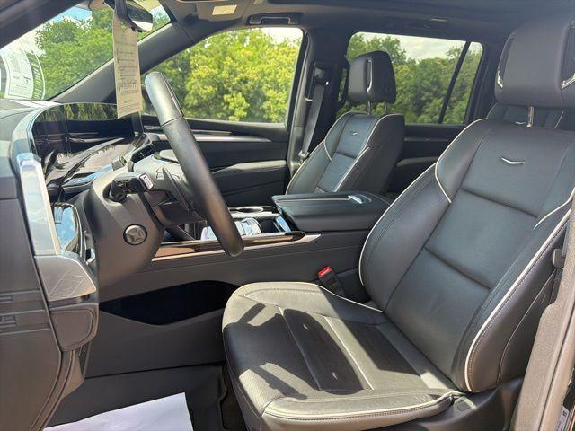 used 2025 Cadillac Escalade ESV car, priced at $92,342