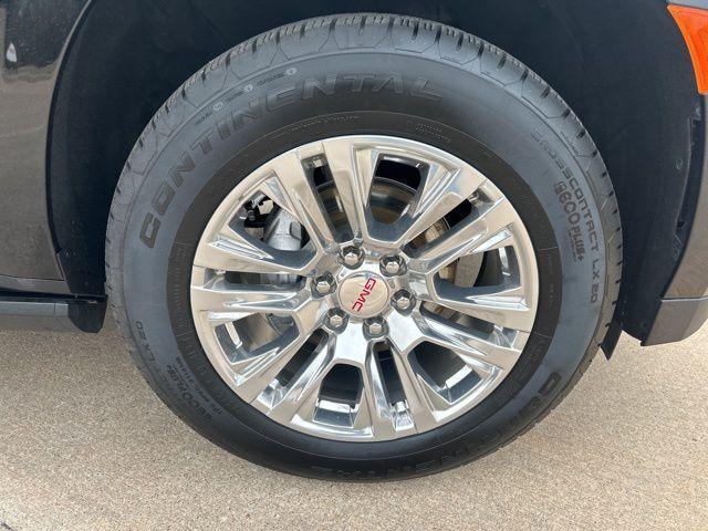 used 2022 GMC Yukon car, priced at $40,966