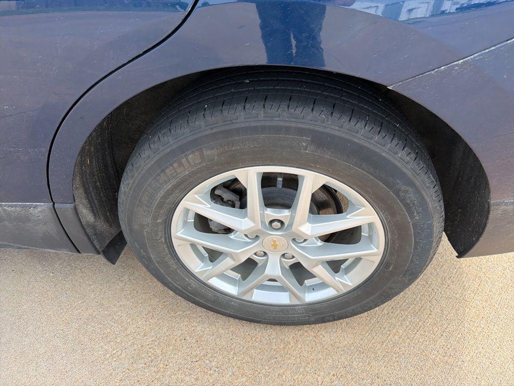 used 2022 Chevrolet Equinox car, priced at $22,749