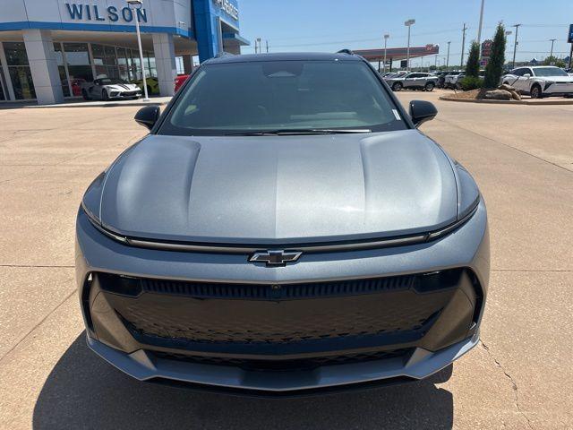 used 2025 Chevrolet Equinox EV car, priced at $31,000