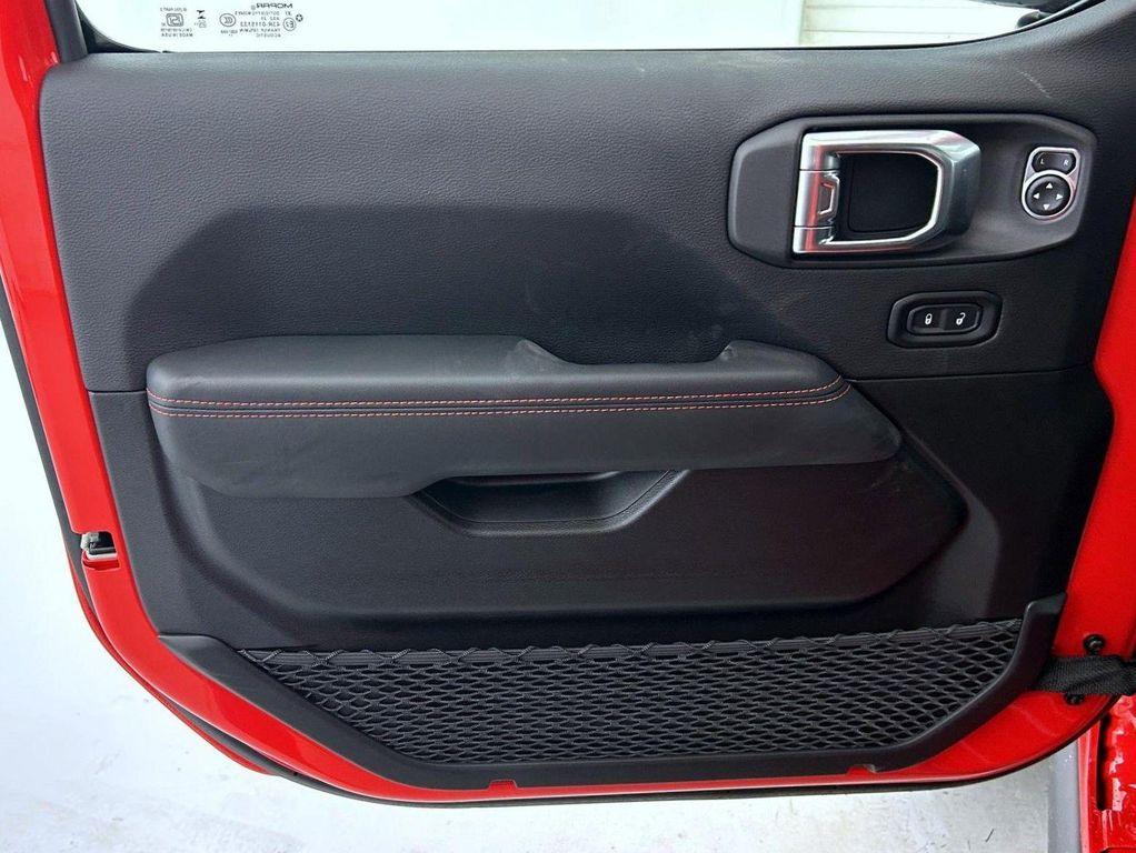 new 2026 Jeep Wrangler car, priced at $61,141