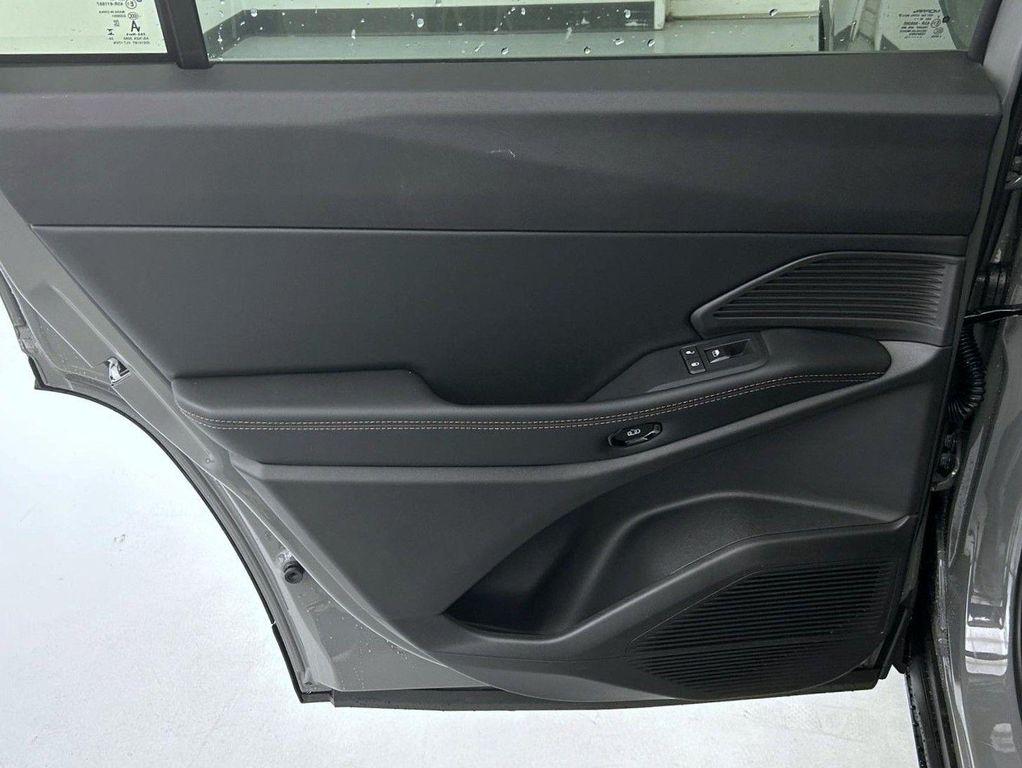 new 2026 Jeep Cherokee car, priced at $39,589