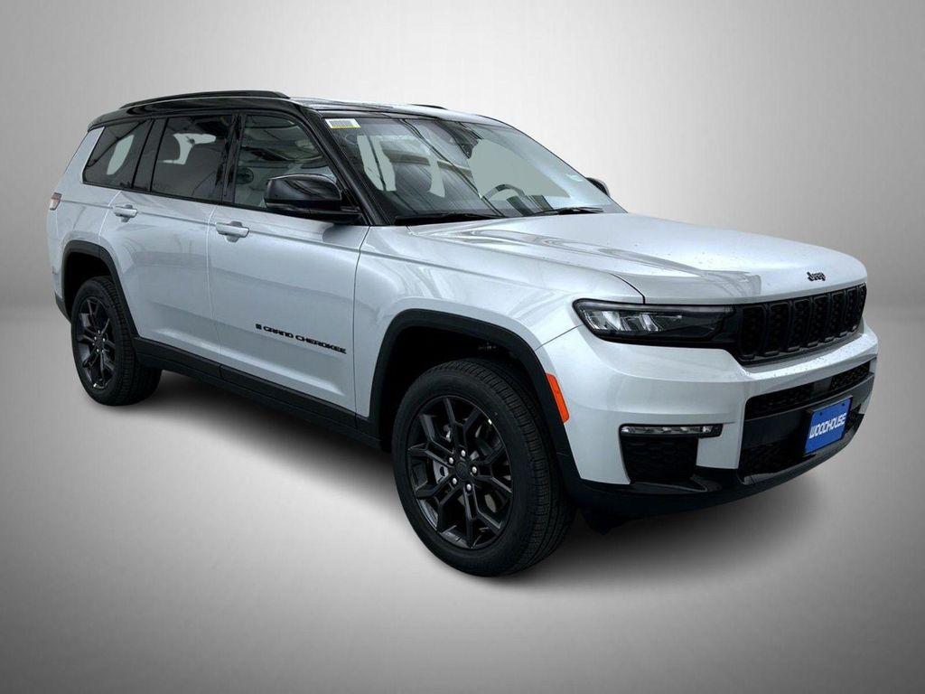 new 2025 Jeep Grand Cherokee L car, priced at $52,214