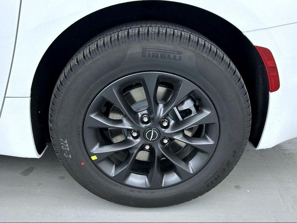 new 2026 Chrysler Pacifica car, priced at $49,469