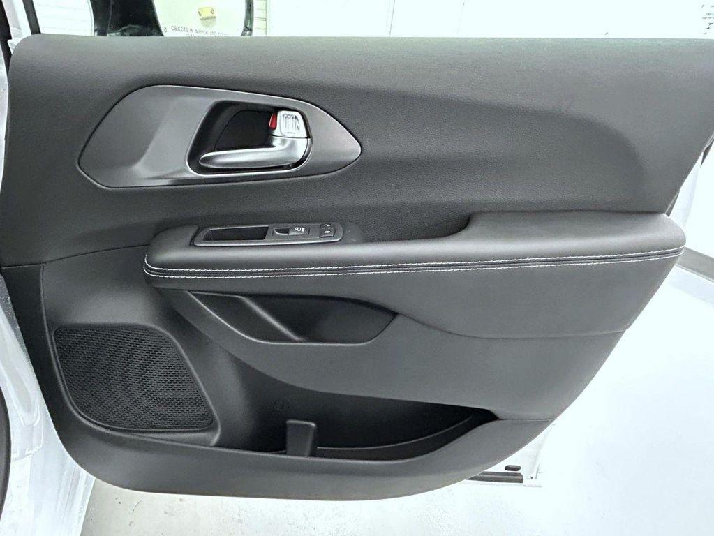 new 2026 Chrysler Pacifica car, priced at $42,553