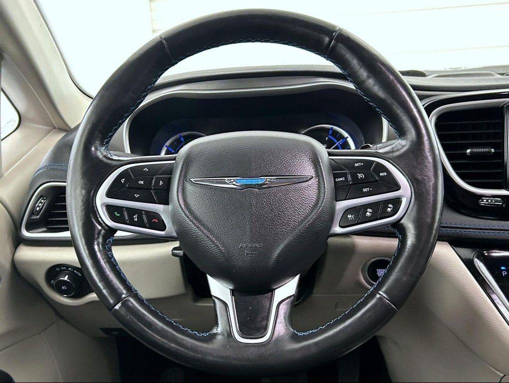 used 2021 Chrysler Pacifica Hybrid car, priced at $19,355