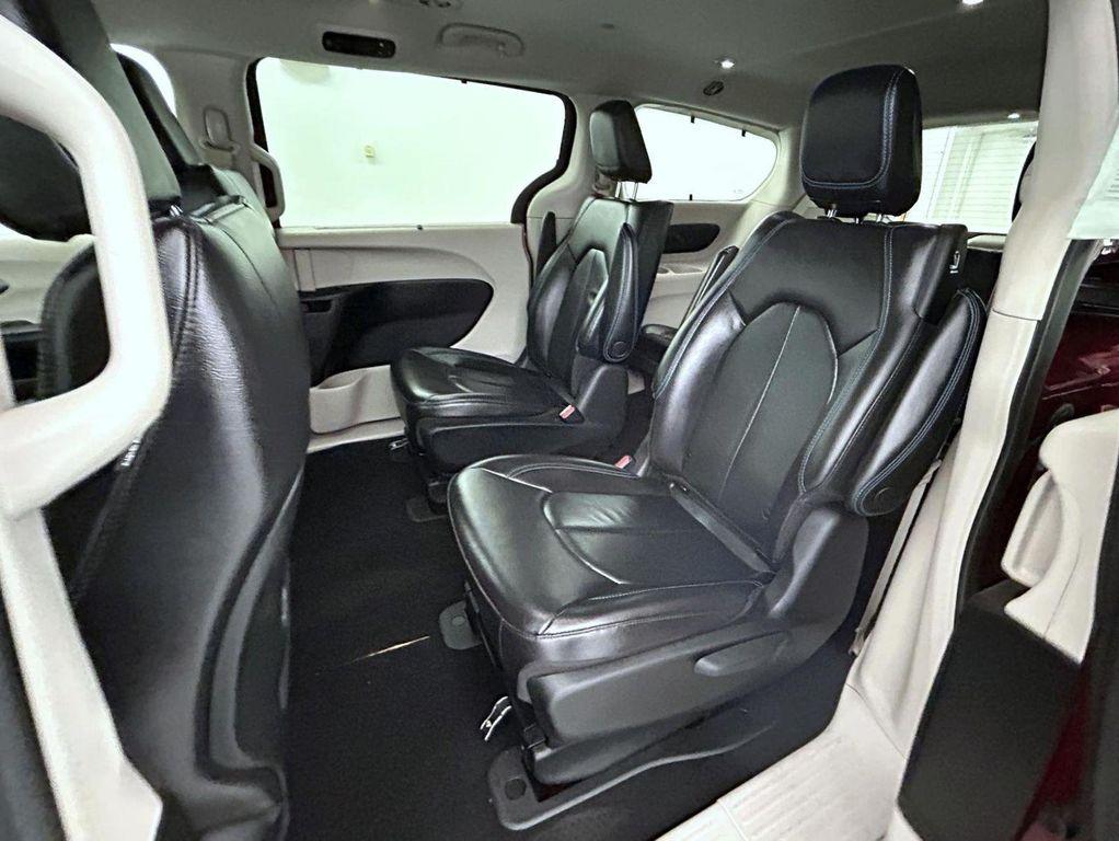 used 2021 Chrysler Pacifica Hybrid car, priced at $19,355