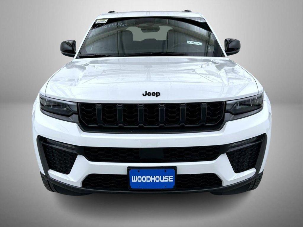 new 2026 Jeep Grand Cherokee car, priced at $50,066