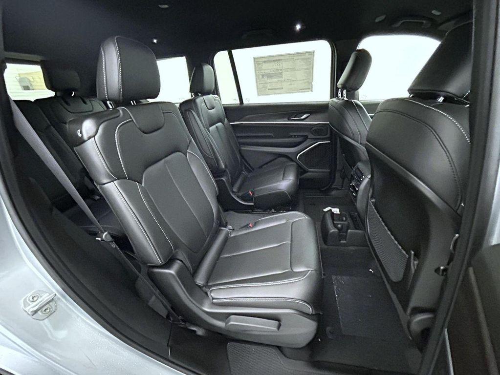 new 2026 Jeep Grand Cherokee L car, priced at $47,058