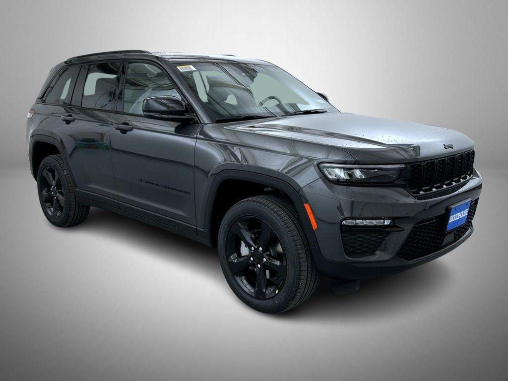 new 2025 Jeep Grand Cherokee car, priced at $43,395