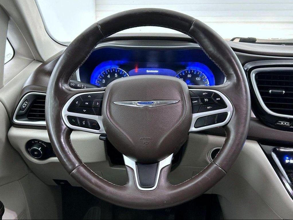 used 2018 Chrysler Pacifica car, priced at $10,291