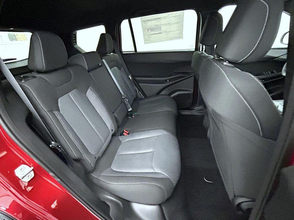 new 2026 Jeep Cherokee car, priced at $34,946
