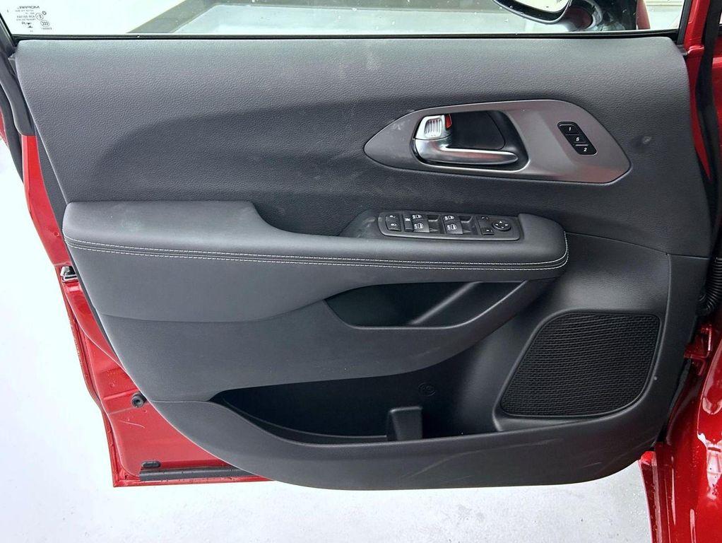 new 2026 Chrysler Pacifica car, priced at $37,875