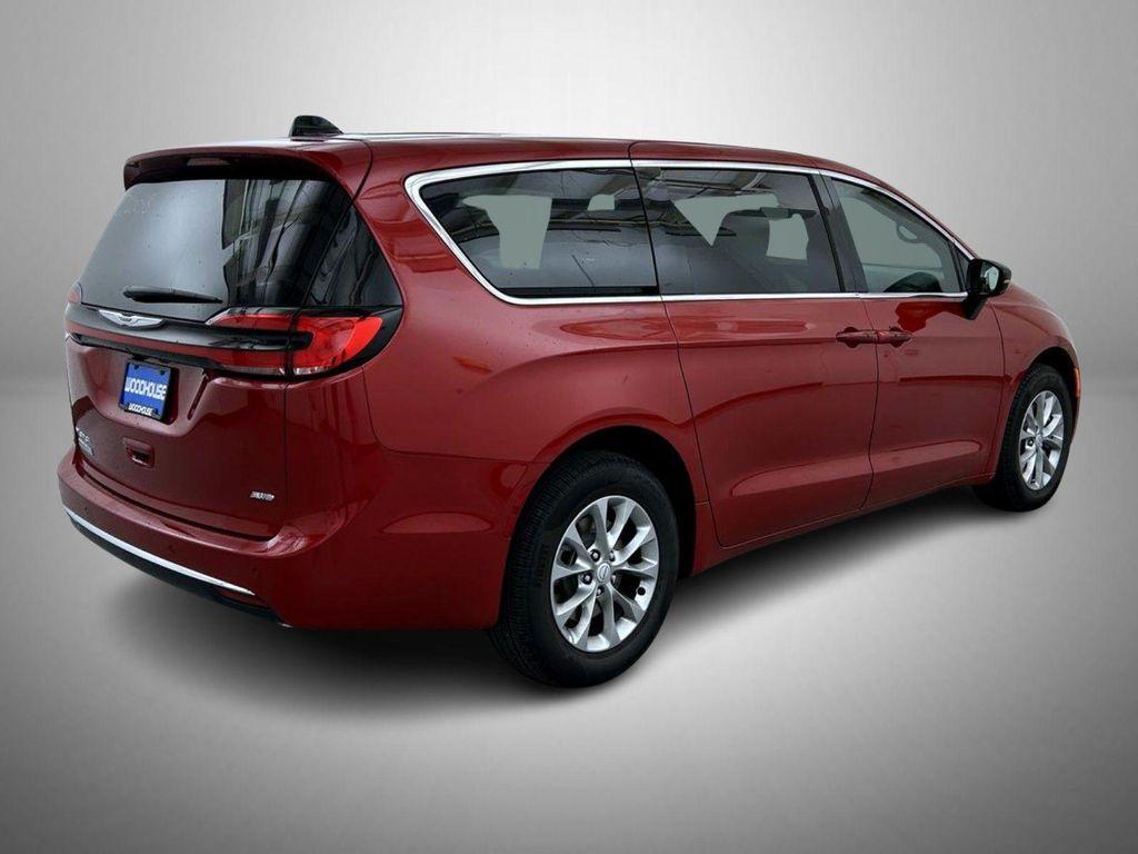 new 2026 Chrysler Pacifica car, priced at $37,875