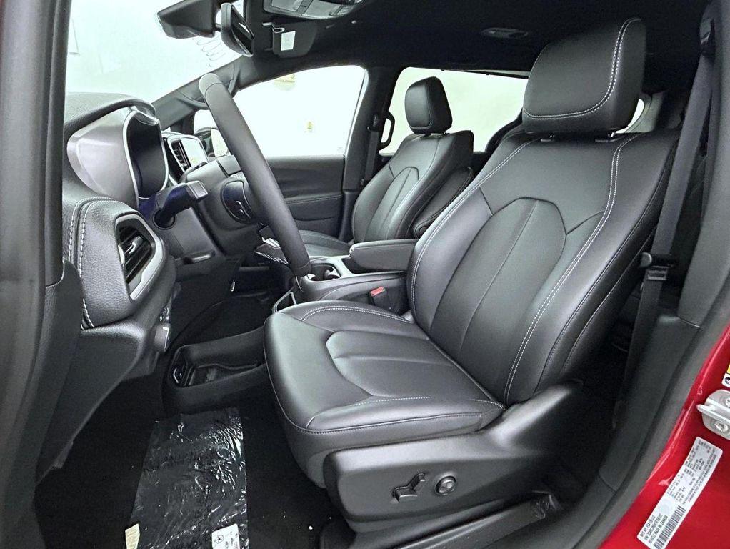 new 2026 Chrysler Pacifica car, priced at $37,875