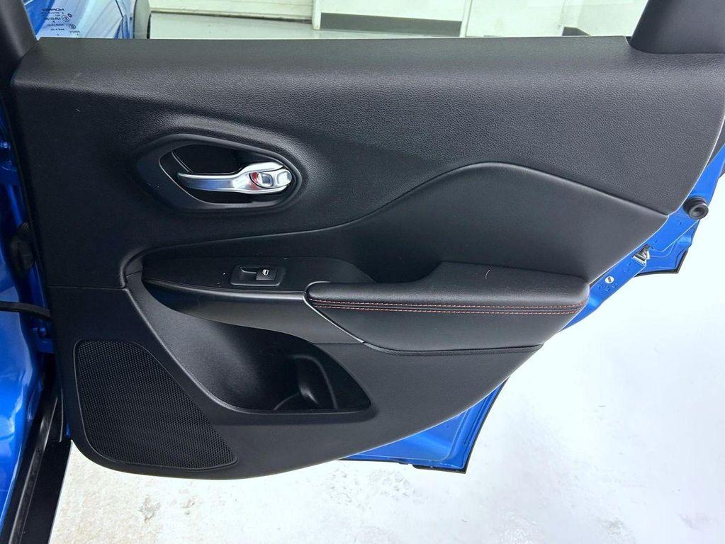 used 2021 Jeep Cherokee car, priced at $19,482