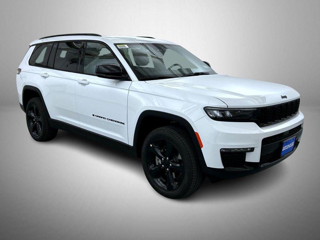 new 2025 Jeep Grand Cherokee L car, priced at $43,723