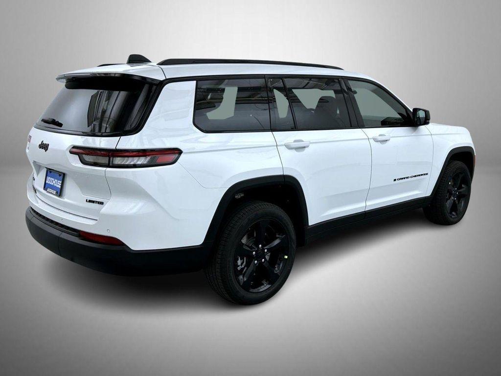 new 2025 Jeep Grand Cherokee L car, priced at $43,723