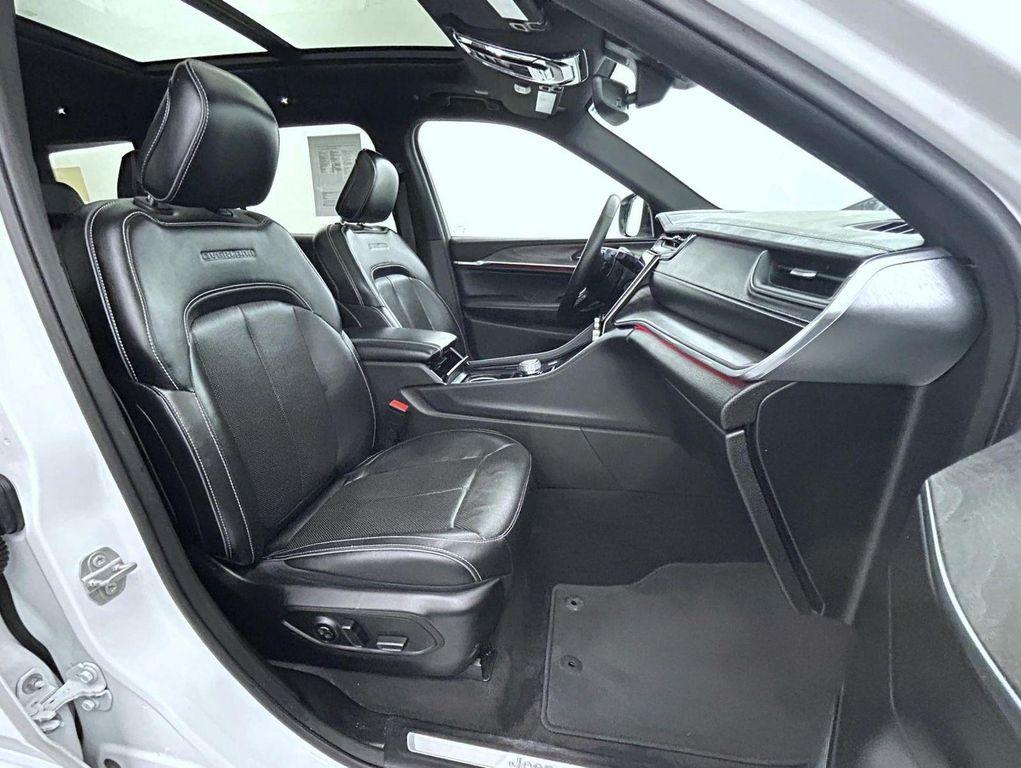 used 2021 Jeep Grand Cherokee L car, priced at $25,898