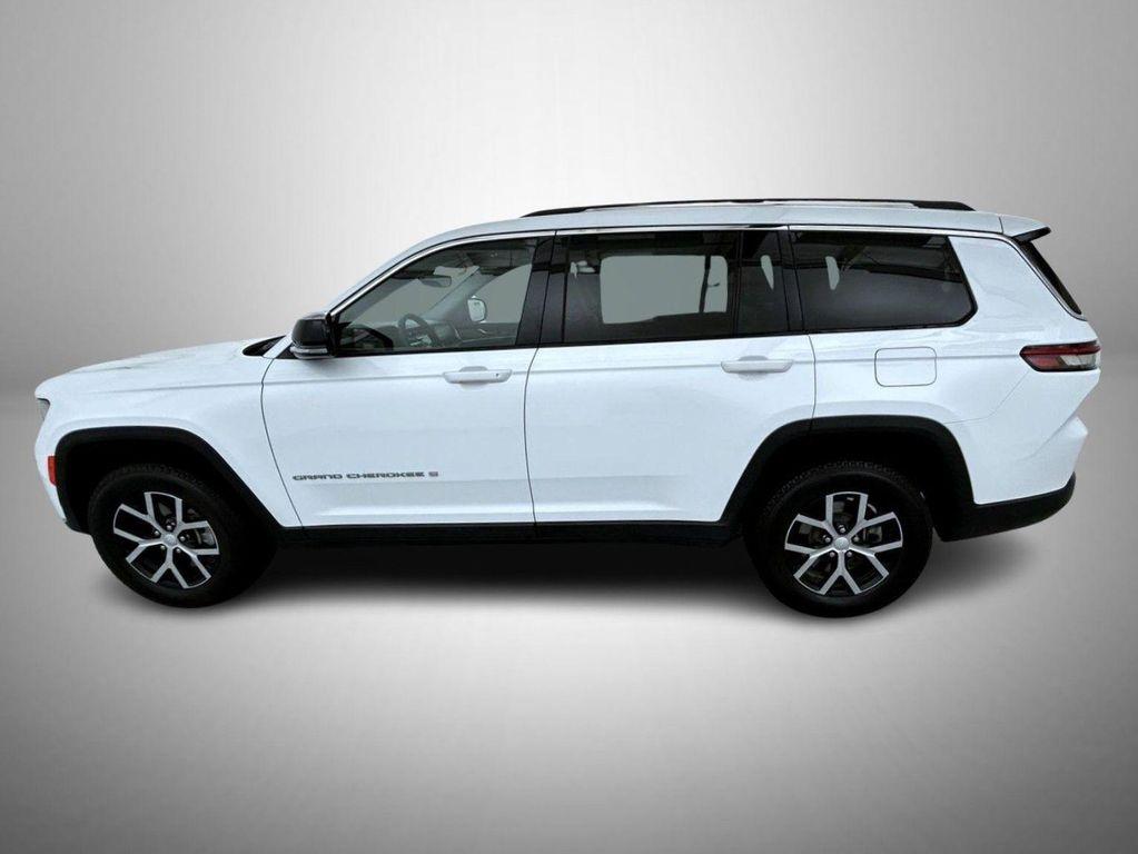 used 2023 Jeep Grand Cherokee L car, priced at $28,662