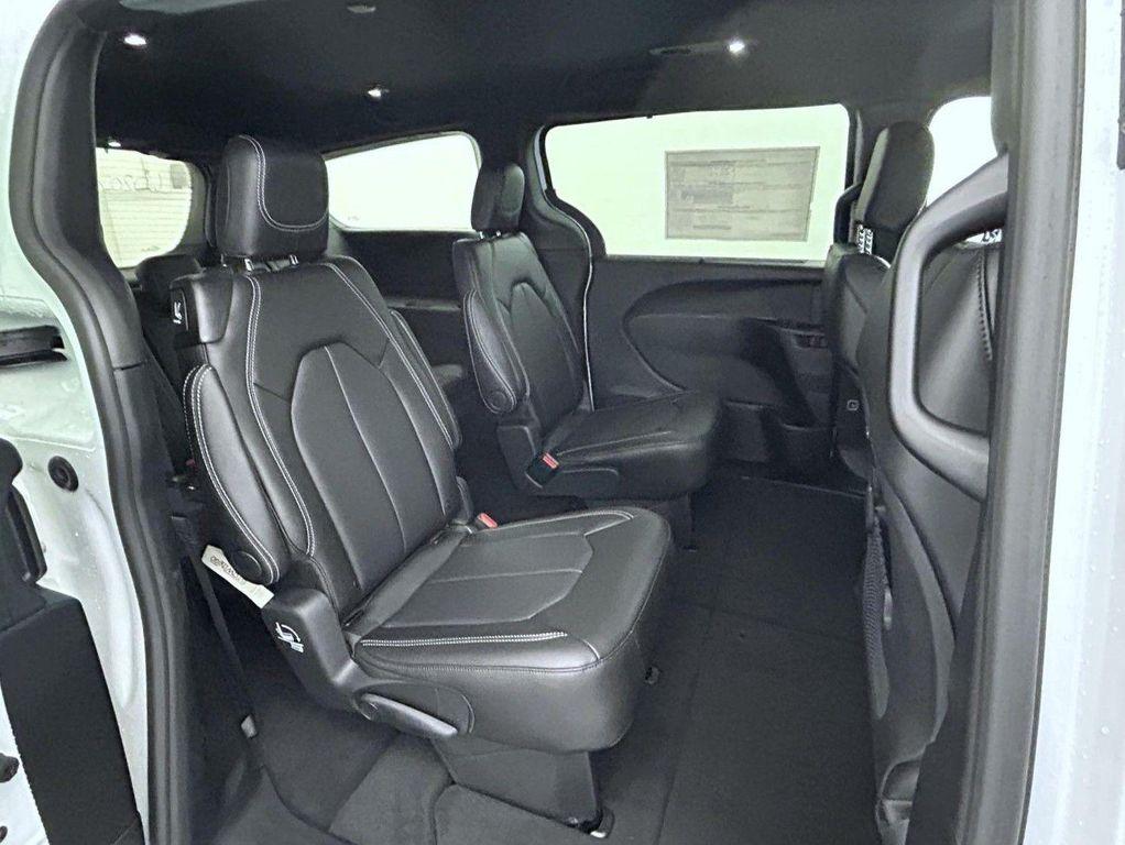 new 2026 Chrysler Pacifica car, priced at $38,048