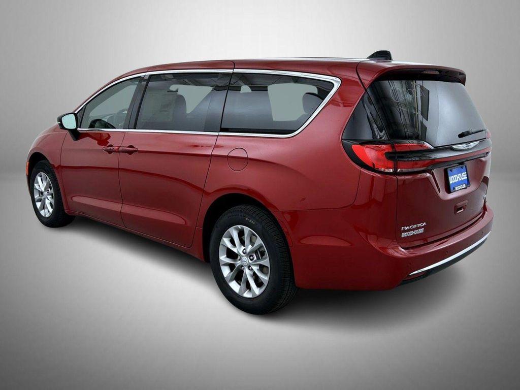 new 2026 Chrysler Pacifica car, priced at $41,826