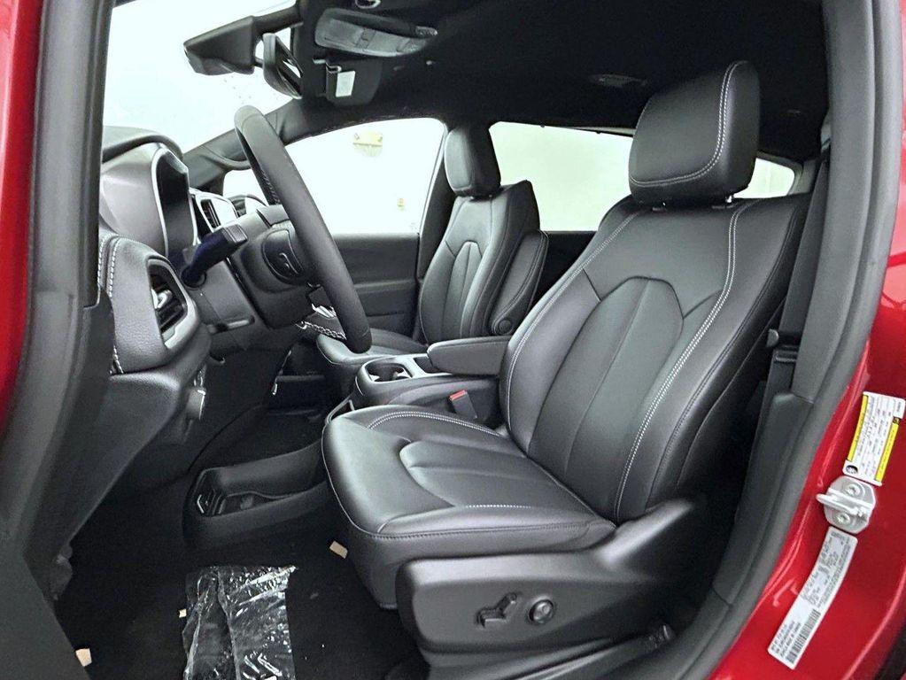 new 2026 Chrysler Pacifica car, priced at $41,826