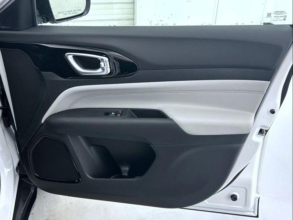 new 2026 Jeep Compass car, priced at $31,235