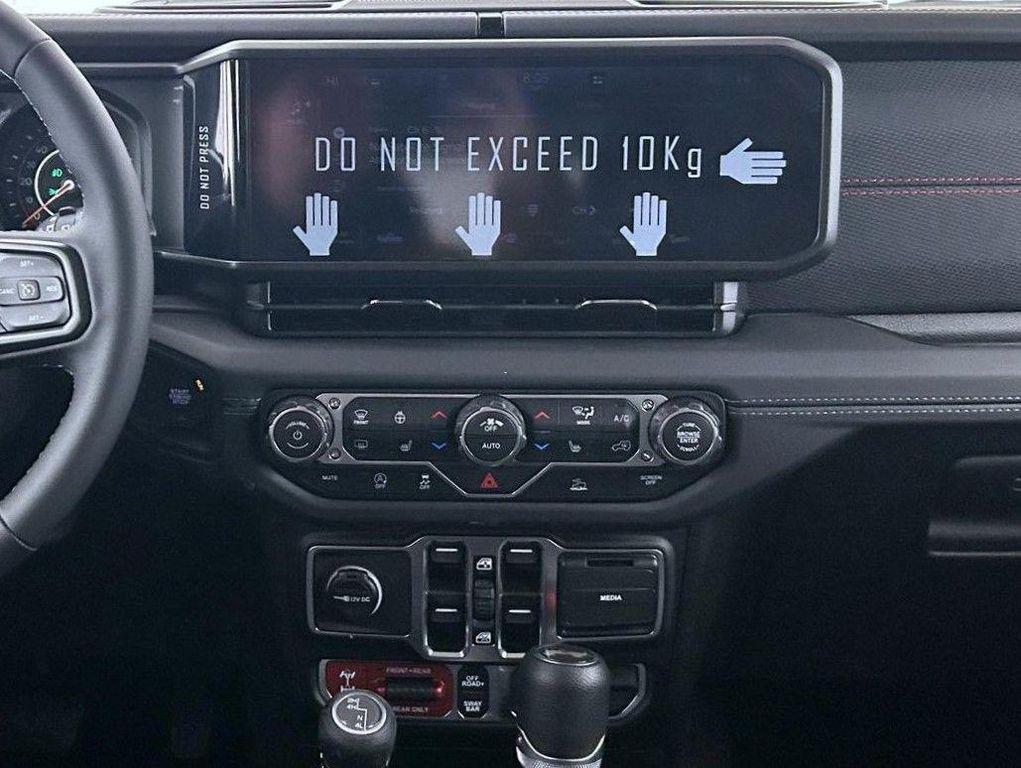 new 2026 Jeep Wrangler car, priced at $52,832