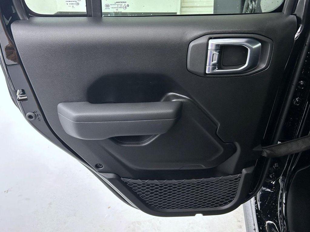 new 2026 Jeep Wrangler car, priced at $52,832