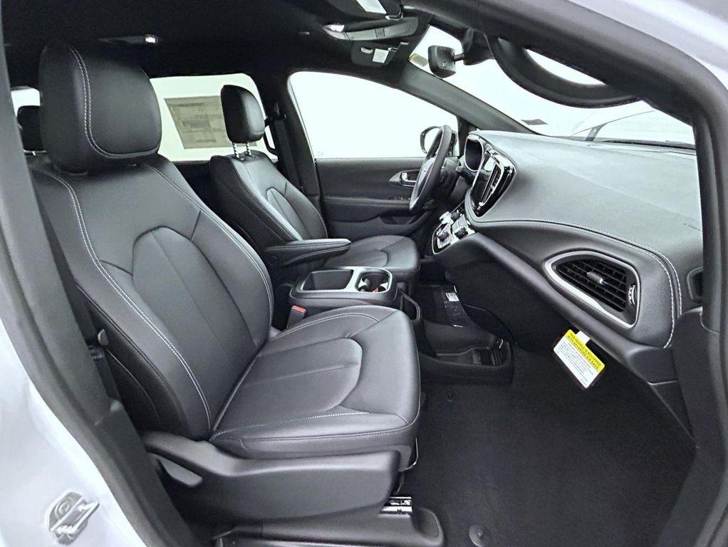new 2026 Chrysler Pacifica car, priced at $42,553