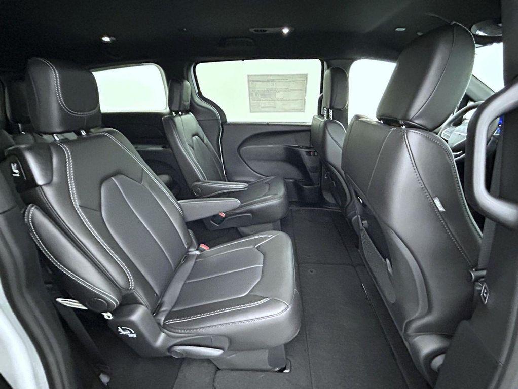 new 2026 Chrysler Pacifica car, priced at $42,553