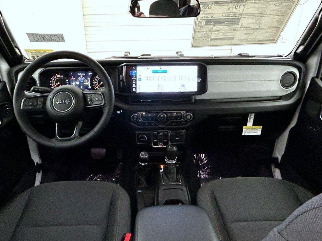 new 2026 Jeep Gladiator car, priced at $41,613