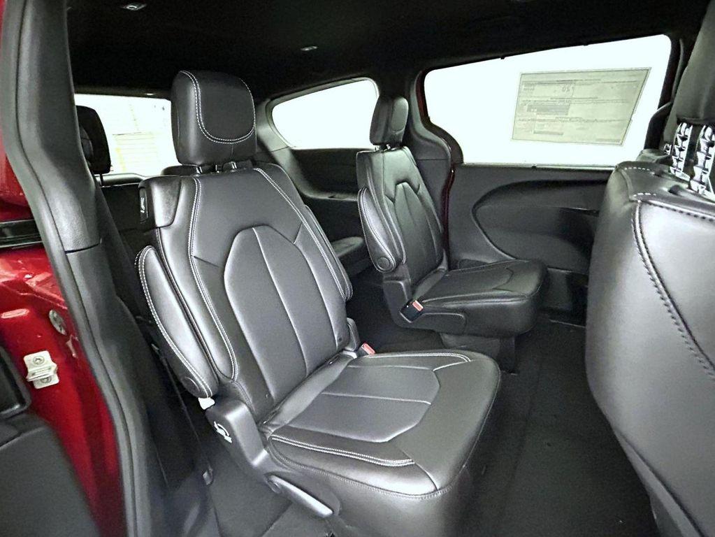 new 2026 Chrysler Pacifica car, priced at $48,029