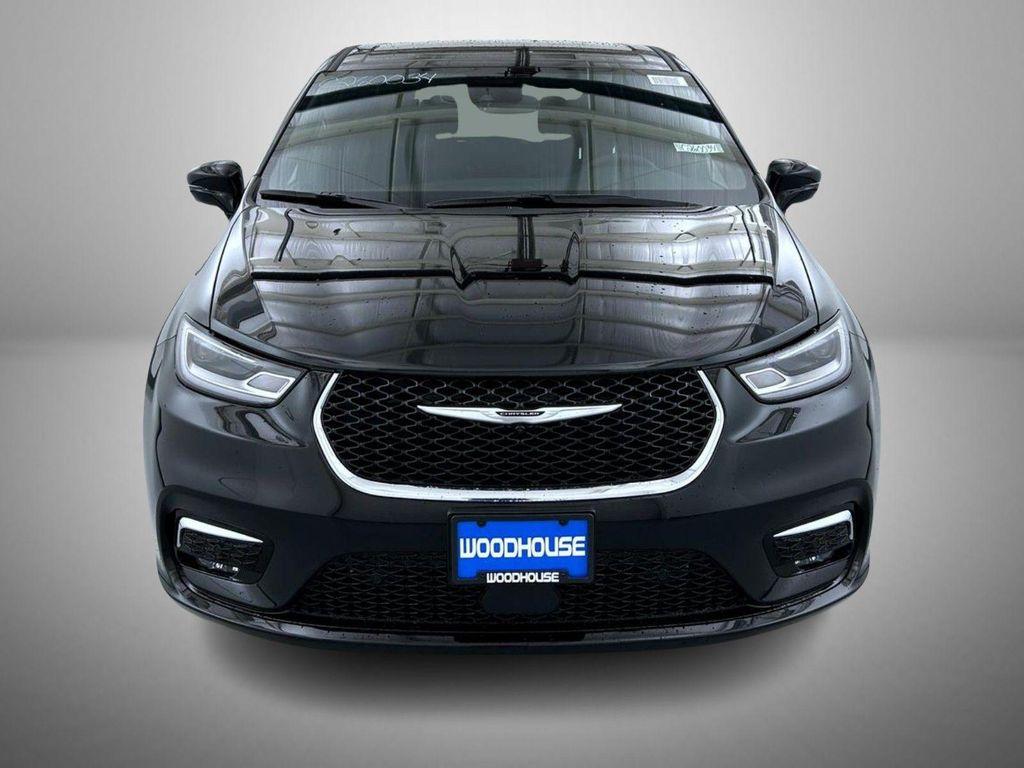 new 2026 Chrysler Pacifica car, priced at $38,754