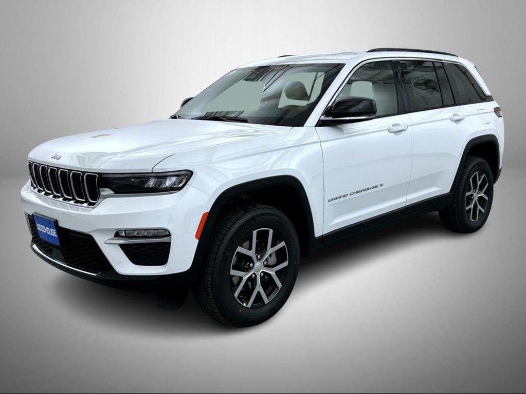 new 2025 Jeep Grand Cherokee car, priced at $43,219