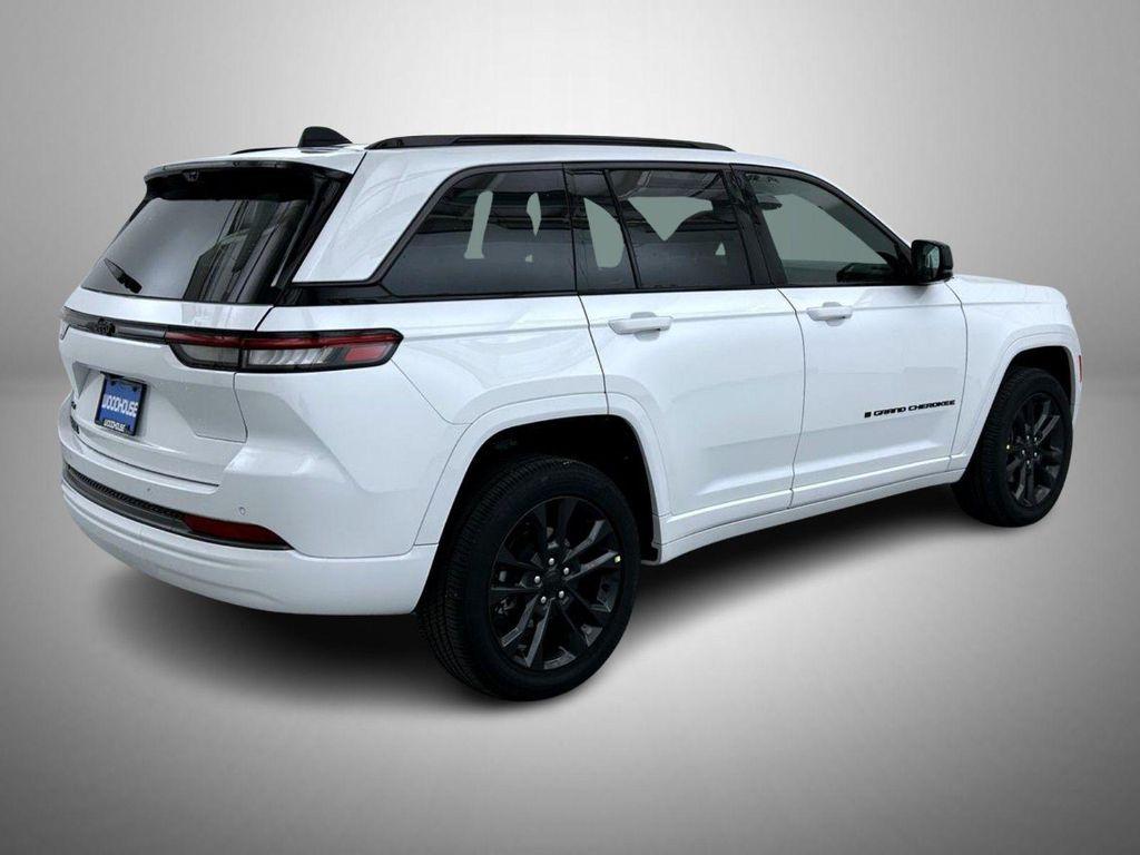 new 2026 Jeep Grand Cherokee car, priced at $50,810
