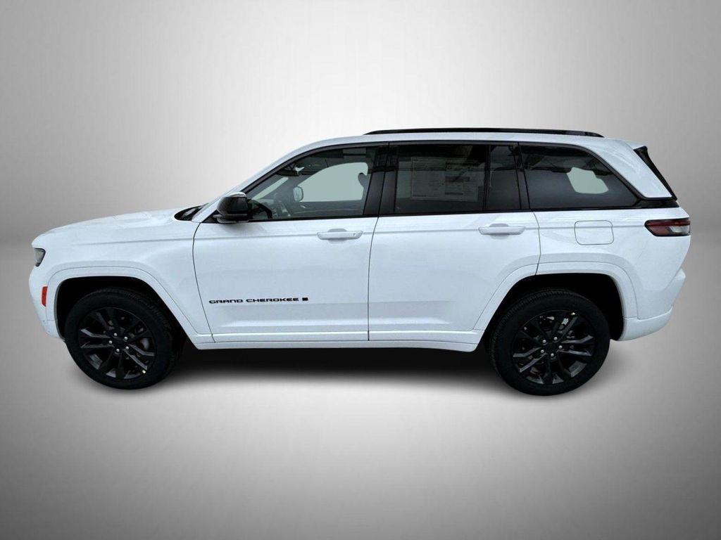 new 2026 Jeep Grand Cherokee car, priced at $50,810