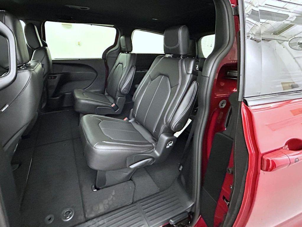 new 2026 Chrysler Pacifica car, priced at $42,984