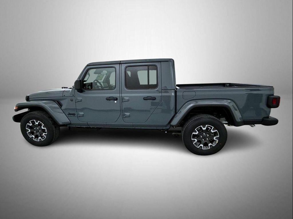 new 2026 Jeep Gladiator car, priced at $51,404