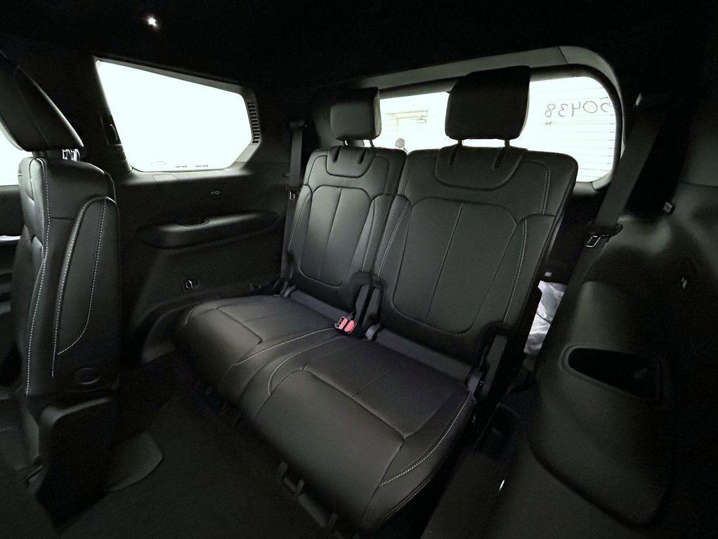 new 2025 Jeep Grand Cherokee L car, priced at $42,649