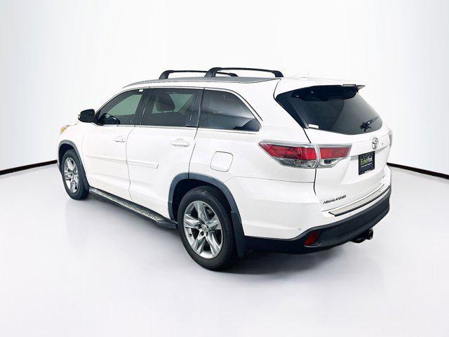 used 2015 Toyota Highlander car, priced at $16,996