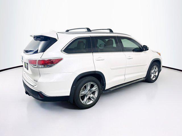 used 2015 Toyota Highlander car, priced at $16,996