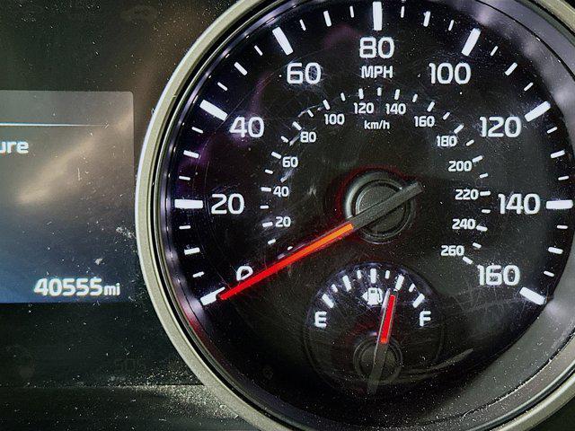 used 2024 Kia Carnival car, priced at $28,487