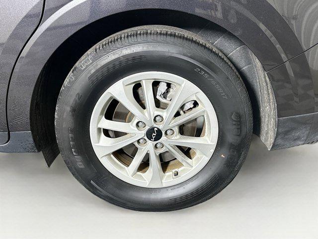 used 2024 Kia Carnival car, priced at $28,487