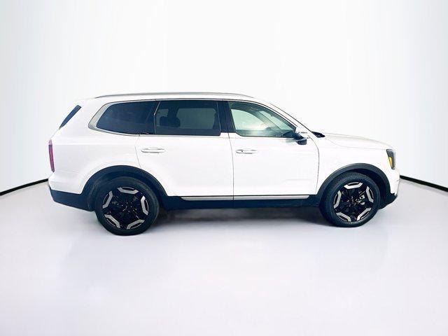 used 2025 Kia Telluride car, priced at $32,987